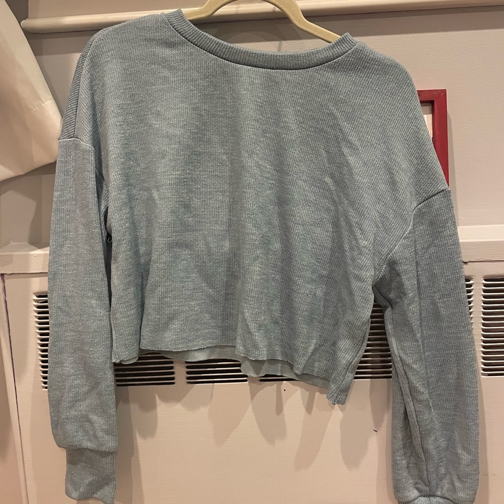 Shein blue cropped crew neck. Size small